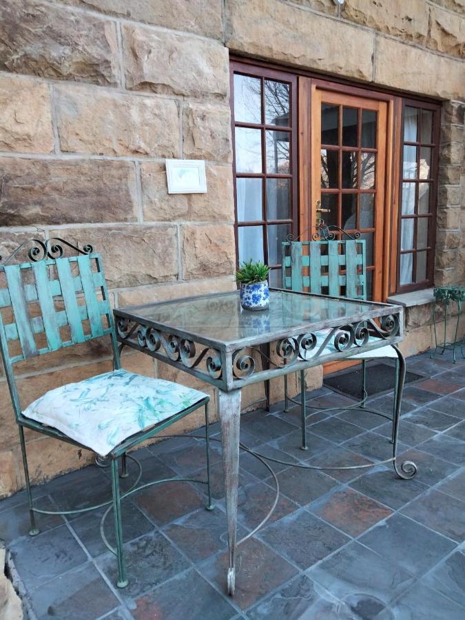 His Vessel Guesthouse Clarens Fs Exterior photo